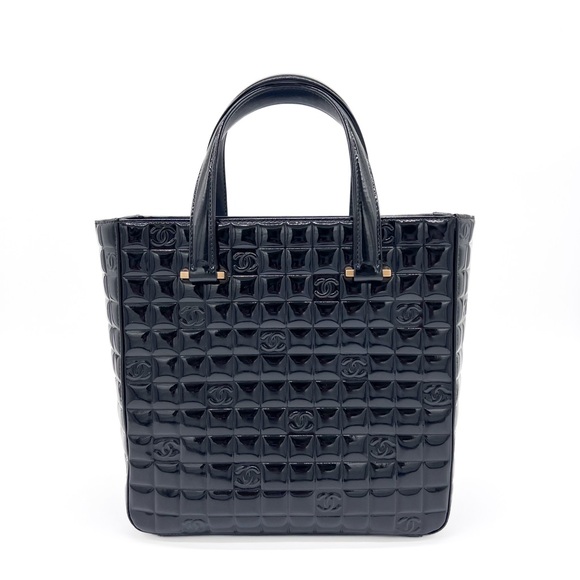 CHANEL Chocolate Bar Black Patent Leather Tote Bag - Picture 6 of 17